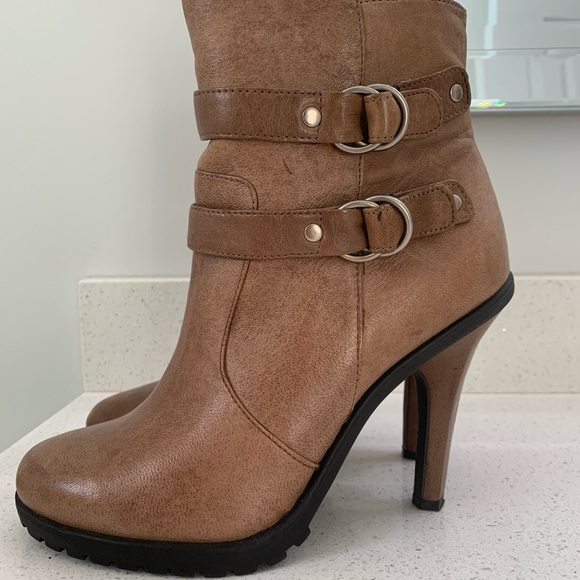 NWT me too Booties - Picture 3 of 8